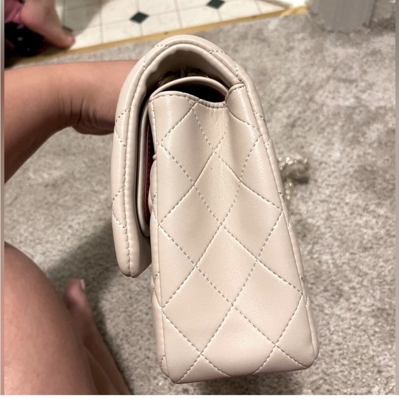 Quilted shoulder bag NEW NWOT - Picture 5 of 10